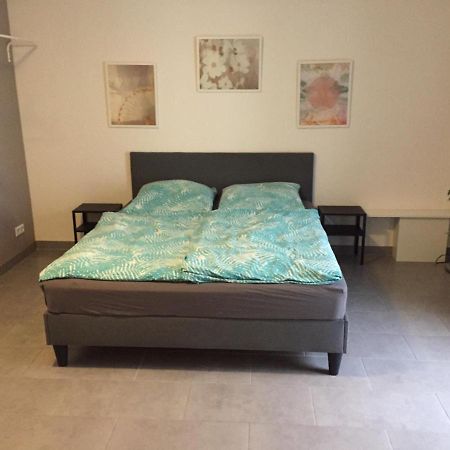 Gemuetliches Apartment Nahe Porsche ไวส์ซาค ภายนอก รูปภาพ